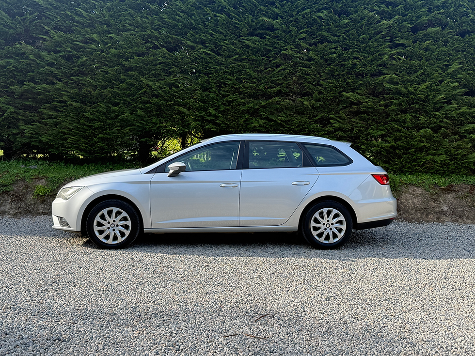 Thumbnail: SOLD——2015 Seat Leon 1.6 TDI CR SE Sport Tourer Euro 5 (s/s) 5dr
