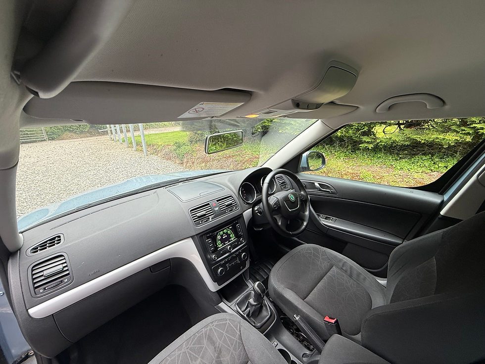 Thumbnail: SOLD——2011 Skoda Yeti 2.0 TDI SE Plus Euro 5 5dr