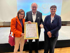 Dr. Rainer Albert erhält Ehrenpreis der Deutschen Numismatischen Gesellschaft