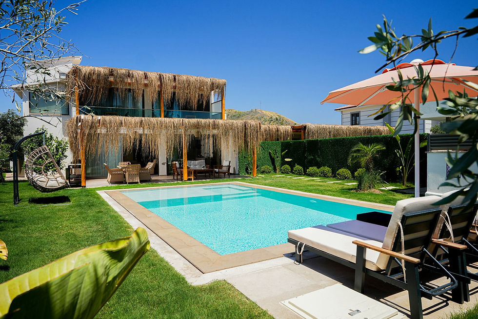 havuzlu kiralık villa