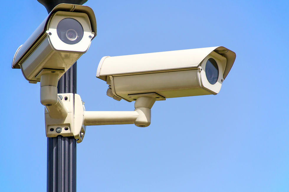À Dreux (Eure-et-Loir) , les caméras de surveillance peuvent désormais servir à verbaliser certaines infractions au Code de la route, comme le stationnement gênant ou le non-respect des feux.
