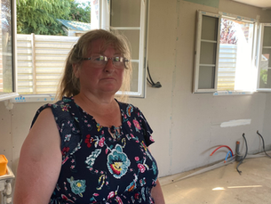 A Favières en Eure-et-Loir, huit ans après l’incendie, la maison de Nathalie Nozen n’est toujours pas reconstruite