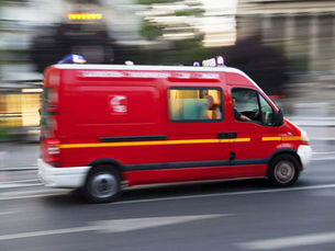 Les sapeurs-pompiers de Dreux et Saint-Rémy-sur-Avre sont intervenus sur la RN12 à Dreux après un accident impliquant deux véhicules légers.