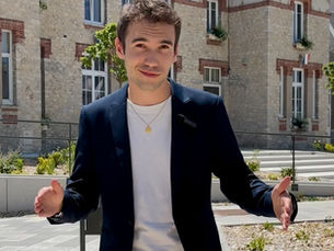 Sigismond Boeuf, conseiller municipal de Lèves et membre des Écologistes, appelle à une clarification rapide de la situation politique dans la 3ᵉ circonscription d’Eure-et-Loir.