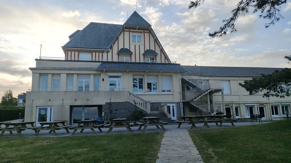 La Villa Éole à Carolles (Manche)