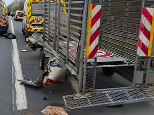 Le fourgon d’intervention de VINCI Autoroutes a été percuté par un poids lourd lundi 16 mars 2026 sur l’Autoroute A10. Aucun agent n’a été blessé