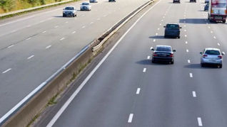 Départs vers le Sud-Ouest : L’A63 est coupée en raison des feux de forêt en Gironde et dans les Landes. Pour les vacanciers quittant l'Eure-et-Loir vers le Pays Basque ou les plages landaises, d'importantes déviations sont à prévoir via l'A20 et l'A65.