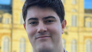 Dorian Marchand, candidat aux élections municipales à Nogent-le-Rotrou (Eure-et-loir), a obtenu 32 % des voix au premier tour et se positionne pour le second tour