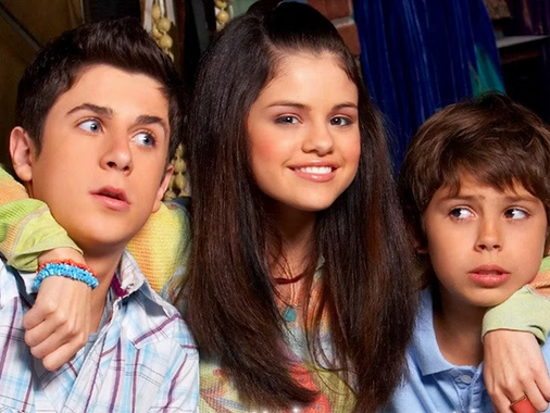 Waverly Büyücüleri Devam Dizisi Bir Yıldızın Daha Geri Döndüğünü Doğruladı