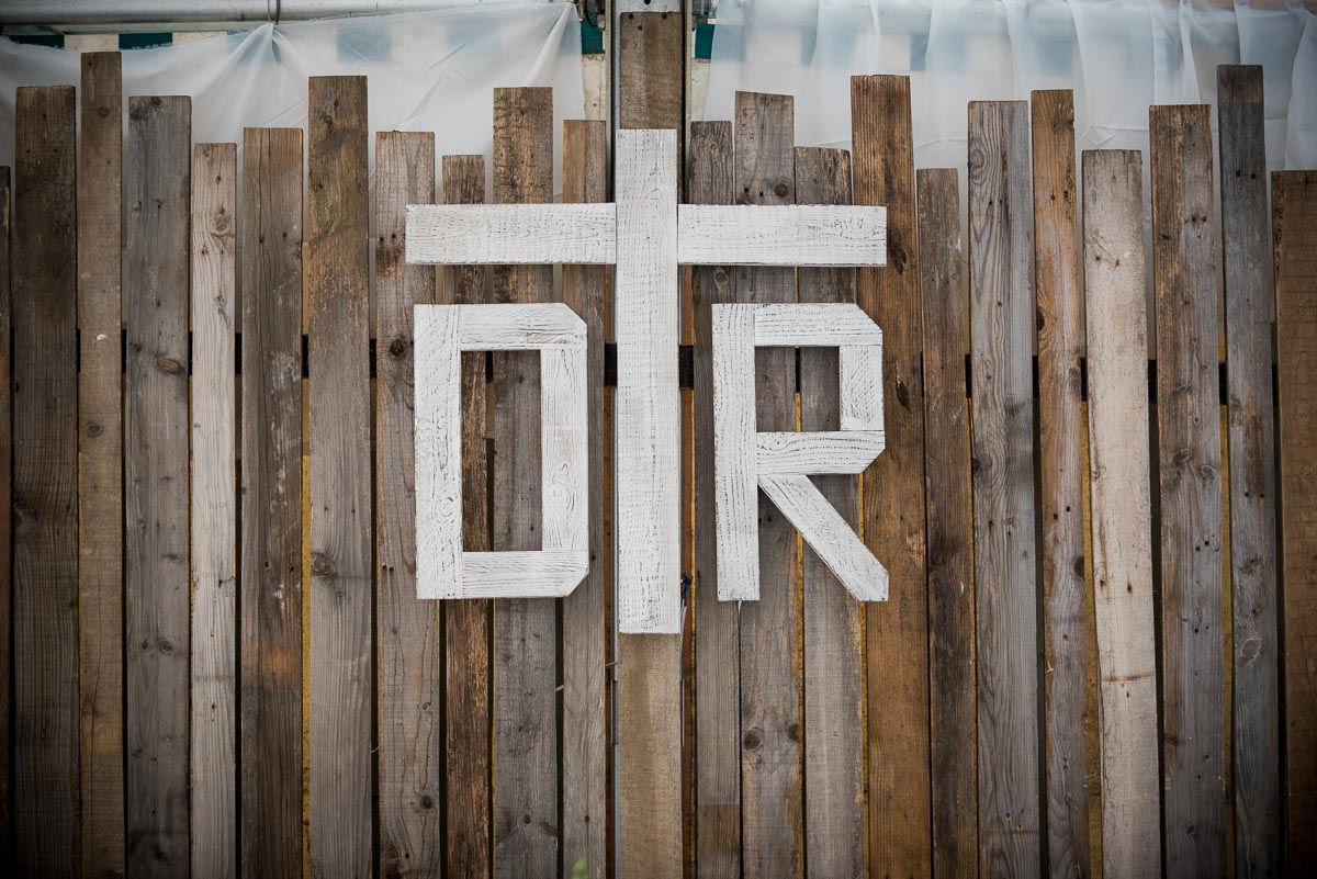 Főasztal háttér bérlés