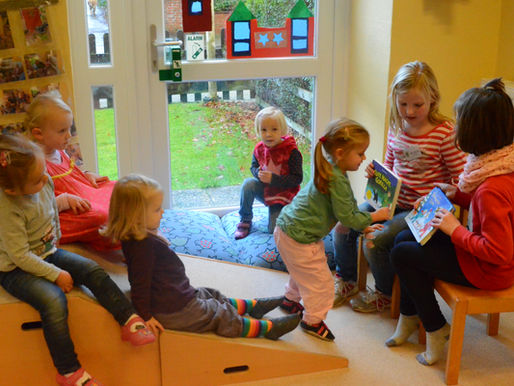 Vorlesetag: Schüler besuchen Kindergarten