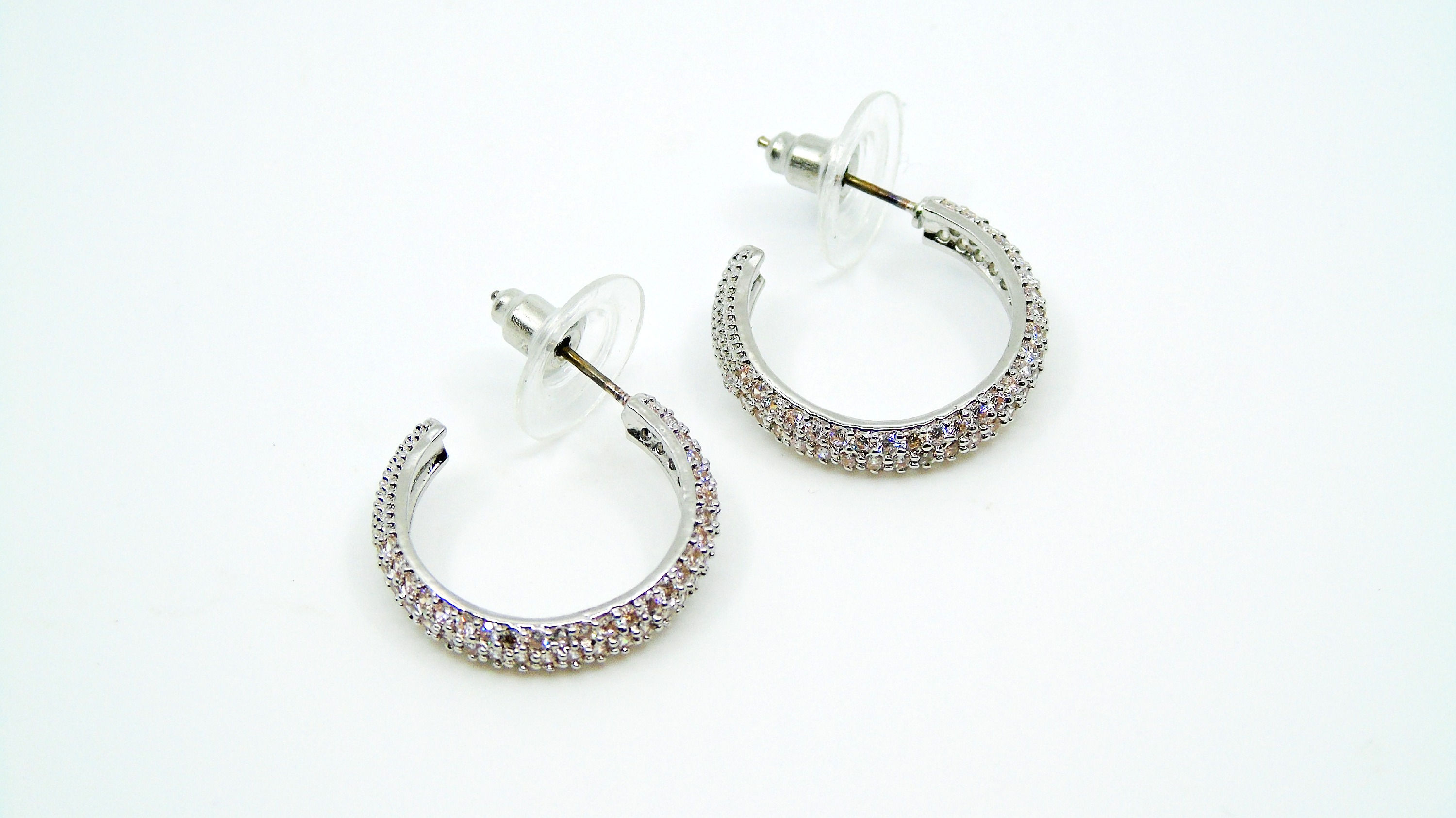 Boucles d'oreilles brillantes