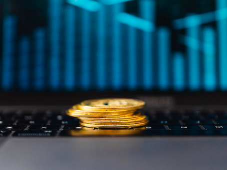 US Fed warns against stablecoins' impact on economy.