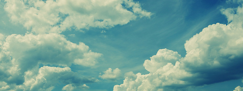 ふわふわ白い雲