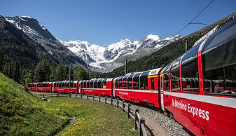 BERNINA-EXPRESS-BETWEEN-ST_edited.jpg