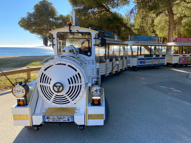 Le petit train de la Londe les Maures