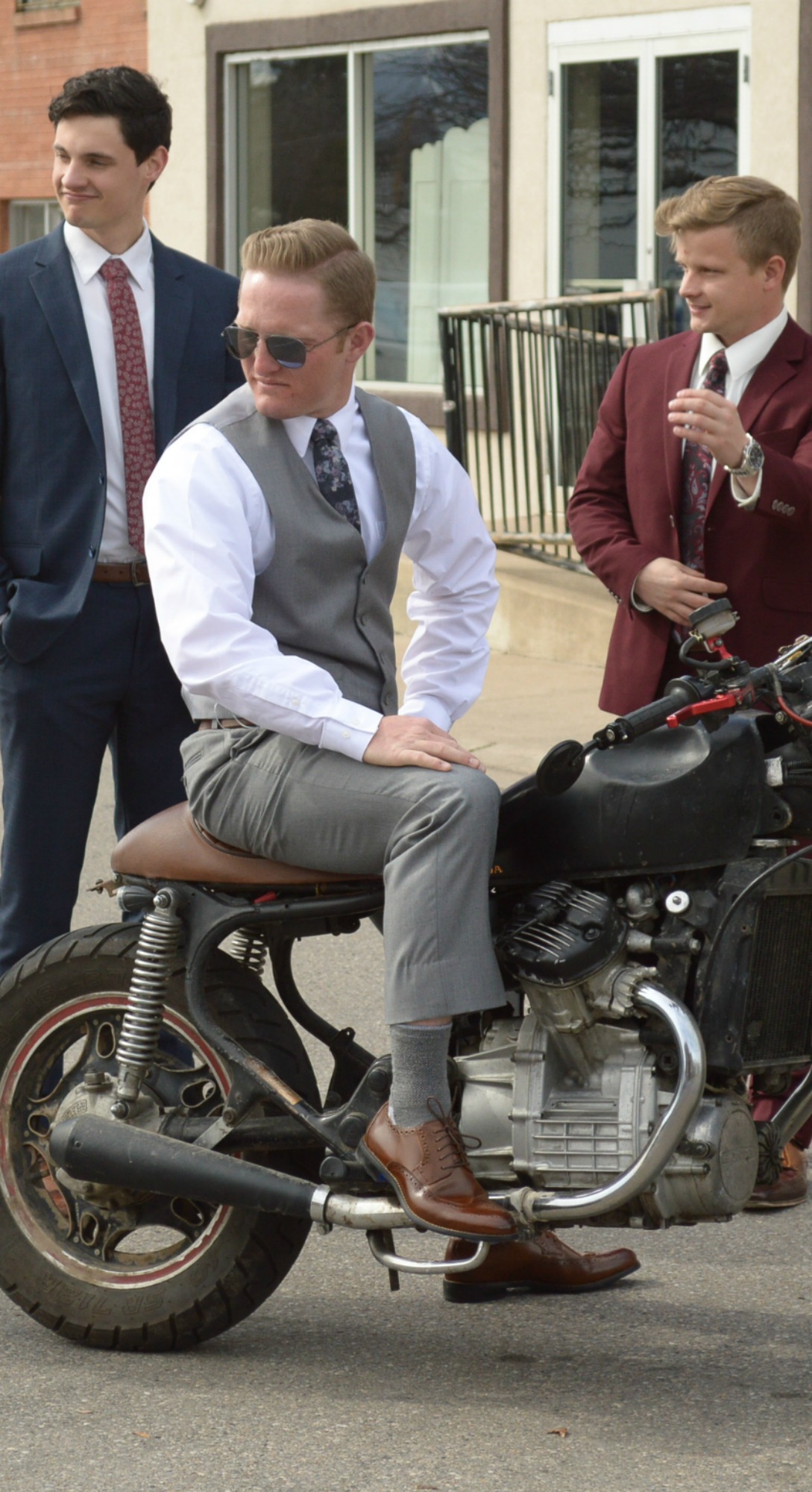 Men's Suits
