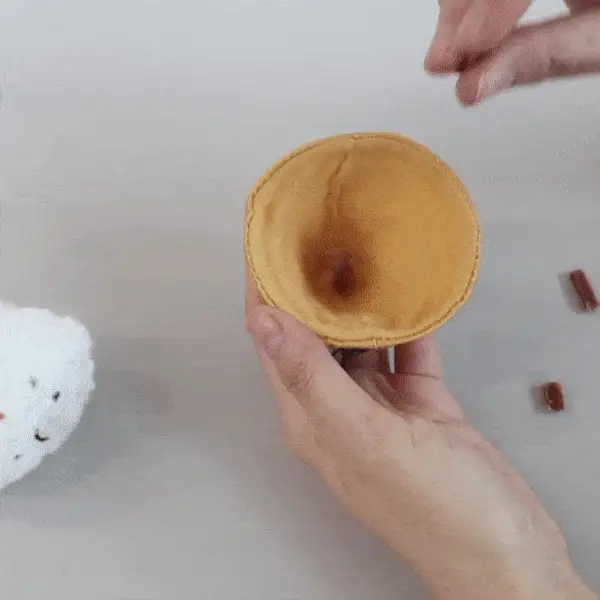 Thumbnail: Bite Me Yubu Sushi Nosework Toy Set