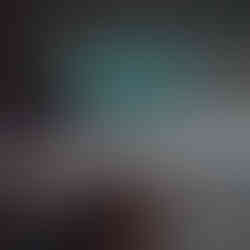 Quadratische Grafik mit einem modernen Besprechungsraum. Überschrift: ‚Was gute Sitzungen wirklich ausmacht‘. Unten Logos von Ventuno und AgiliCision.