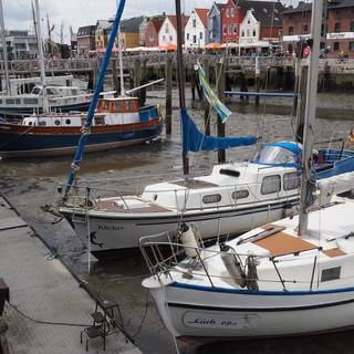 ...Husum...