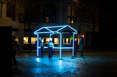 Illuminated Market Stand
