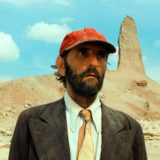 Travis no Devil's Graveyard, deserto texano.
