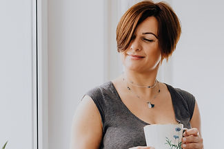 Women reflecting on restarting her life
