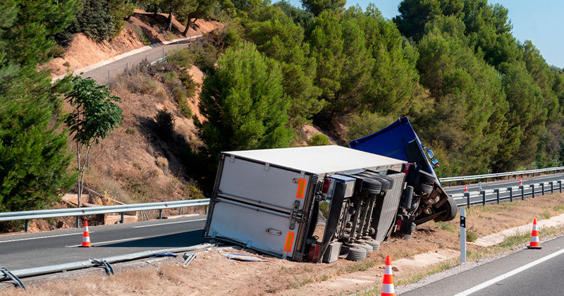Transporte de cargas respondeu por 44% das mortes em rodovias em 2025