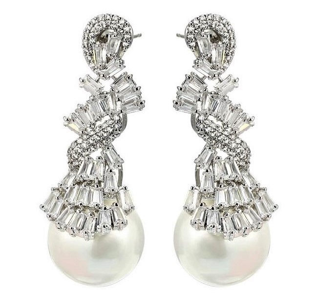 Pearl White Gold Plated Crystal Earrings