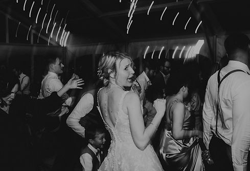 Beautiful fall wedding in the mountains of Virginia at Market at Grelen. 