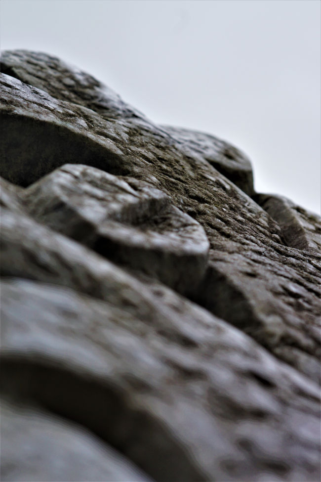 EINFACHE RELIEFTECHNIK PATINIERTER MARMOR 2004