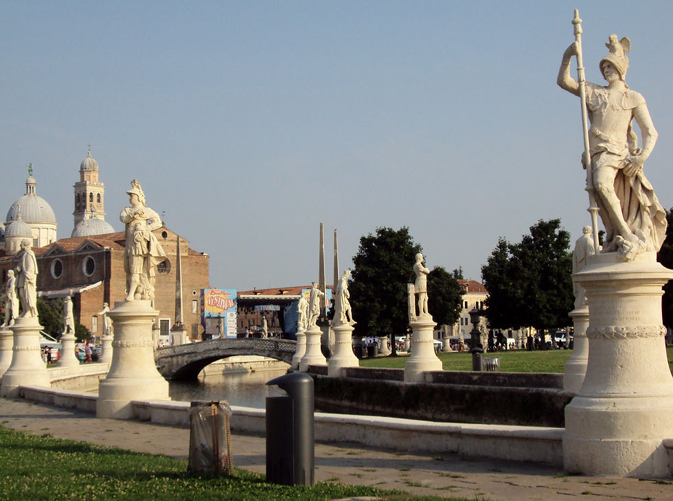 Prato della Valle, Падуа
