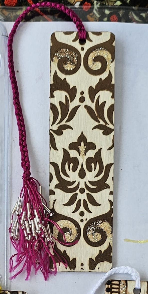 Thumbnail: Henna Bookmark