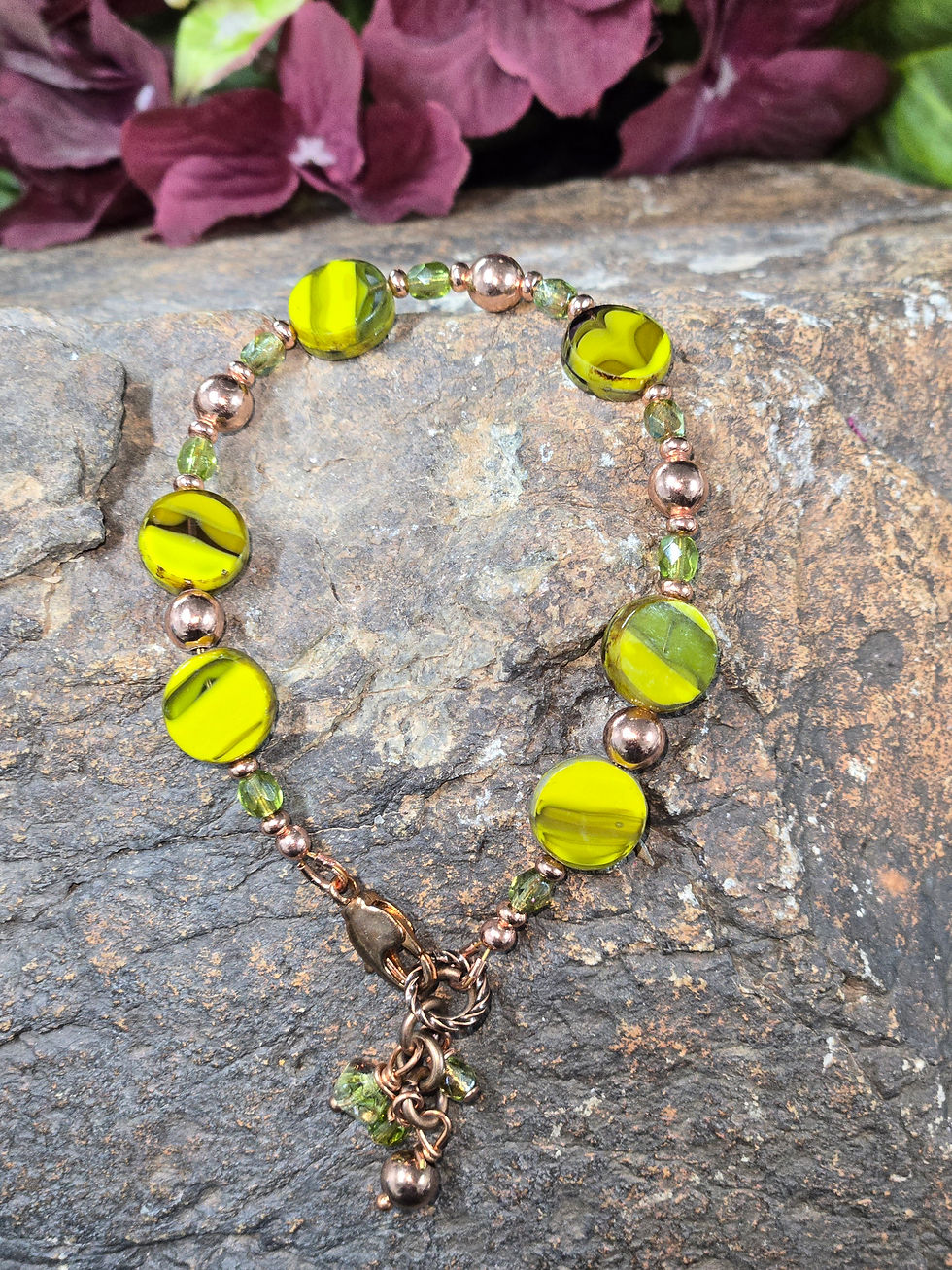 7" Green Czech Glass & Copper Bracelet