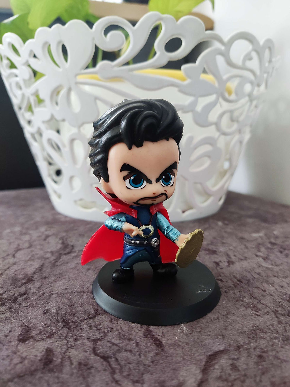 Thumbnail: Dr strange action figure small size
