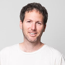 Qizil qalpoqcha onlayn porno filmlar Doggy uslubidagi yalangoch keksa ayollar