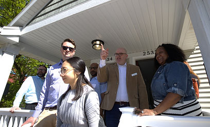 20250516_CDA_HomesTour_Attendees_TeigWhaley-Smith_01 (1).JPG