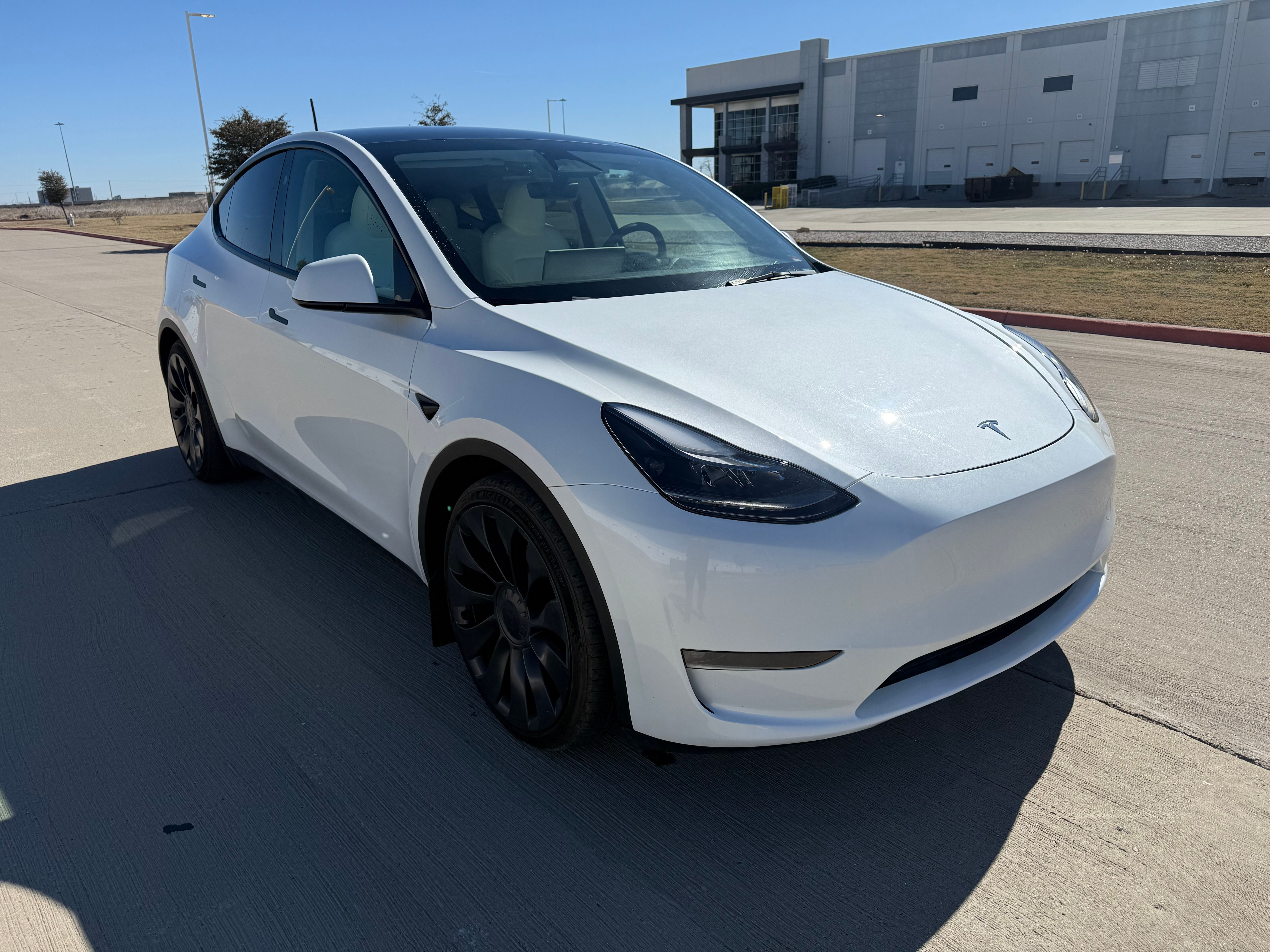 2023 Tesla Model Y Performance W/ EAP and HW4