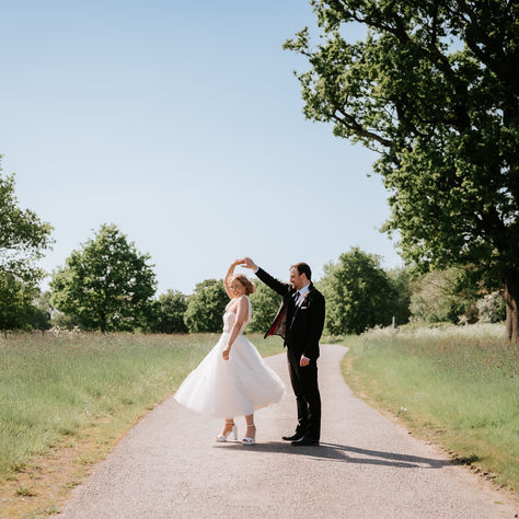 Ultimate Guide: 5 Tips for Choosing Your Perfect Wedding Dress