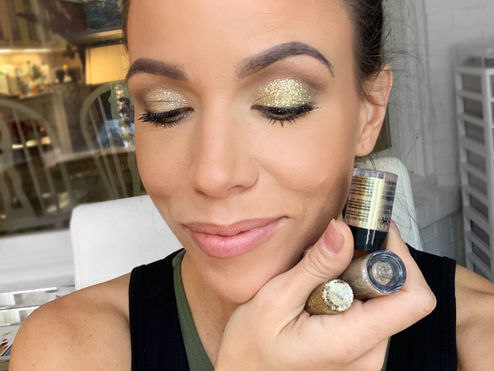 How to Use Glitter Eyeshadow
