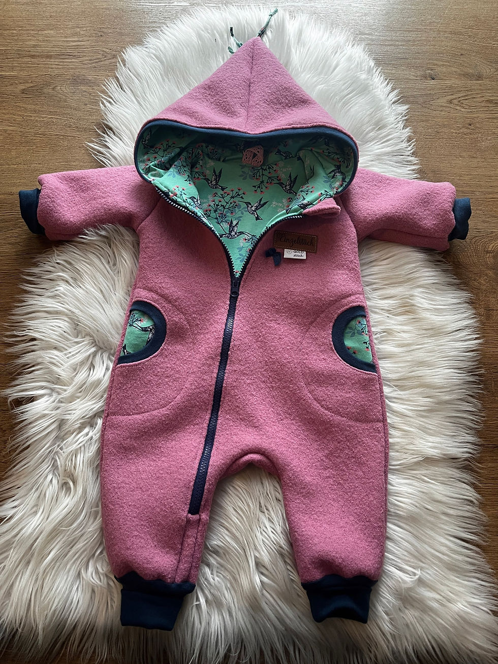 Walkoverall Himbeer Vögel 74/80