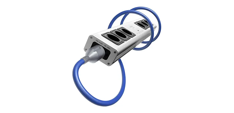 Thumbnail: IsoTek   V5 Sirius Ultra-high performance 16A power bar
