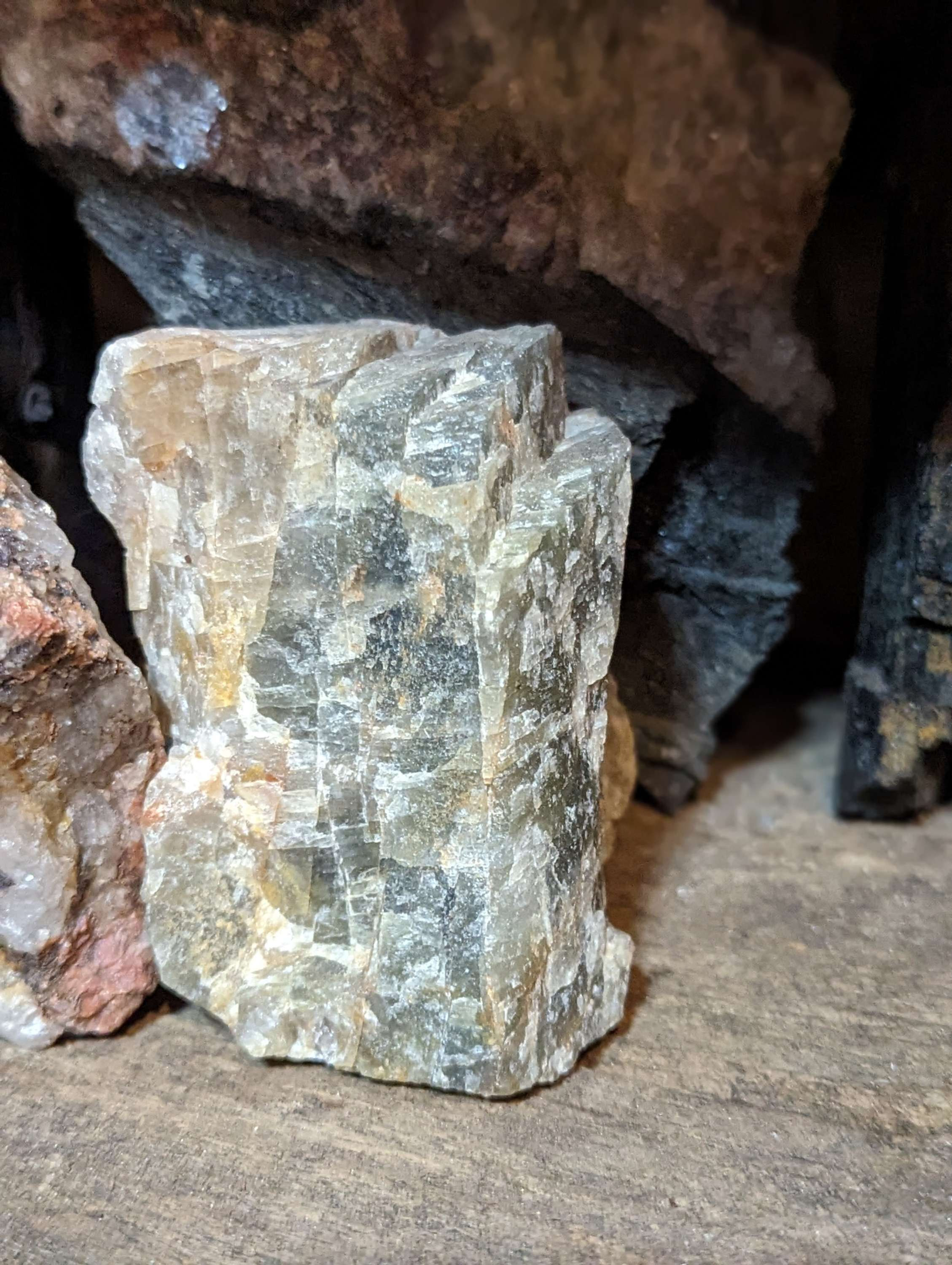 Labradorite, Black Moonstone, Enstatite