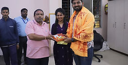 बैंगलौर के भक्त ने किया महाकालेश्वर मंदिर में दान