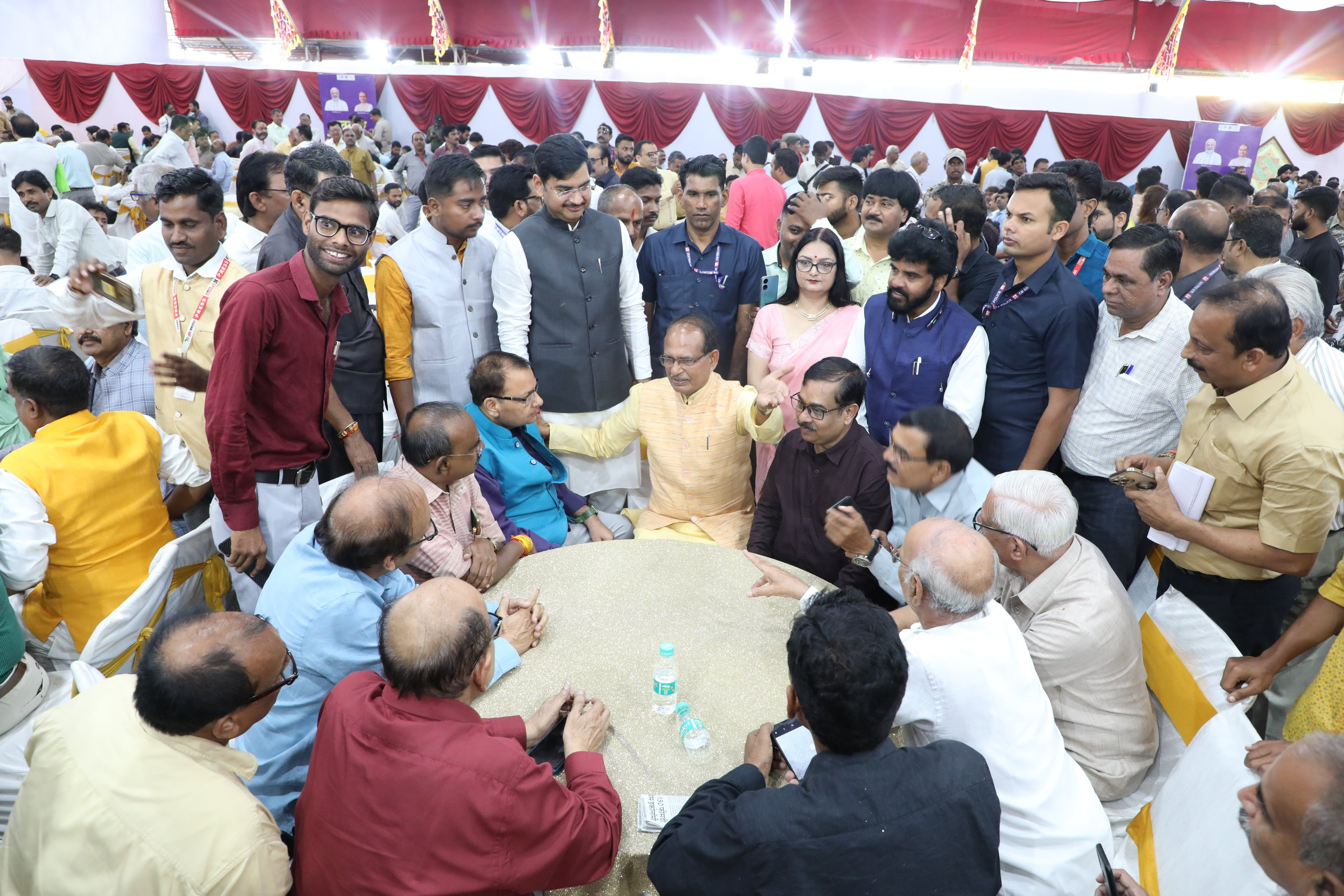 MP News: मुख्यमंत्री निवास में हुआ पत्रकार समागम