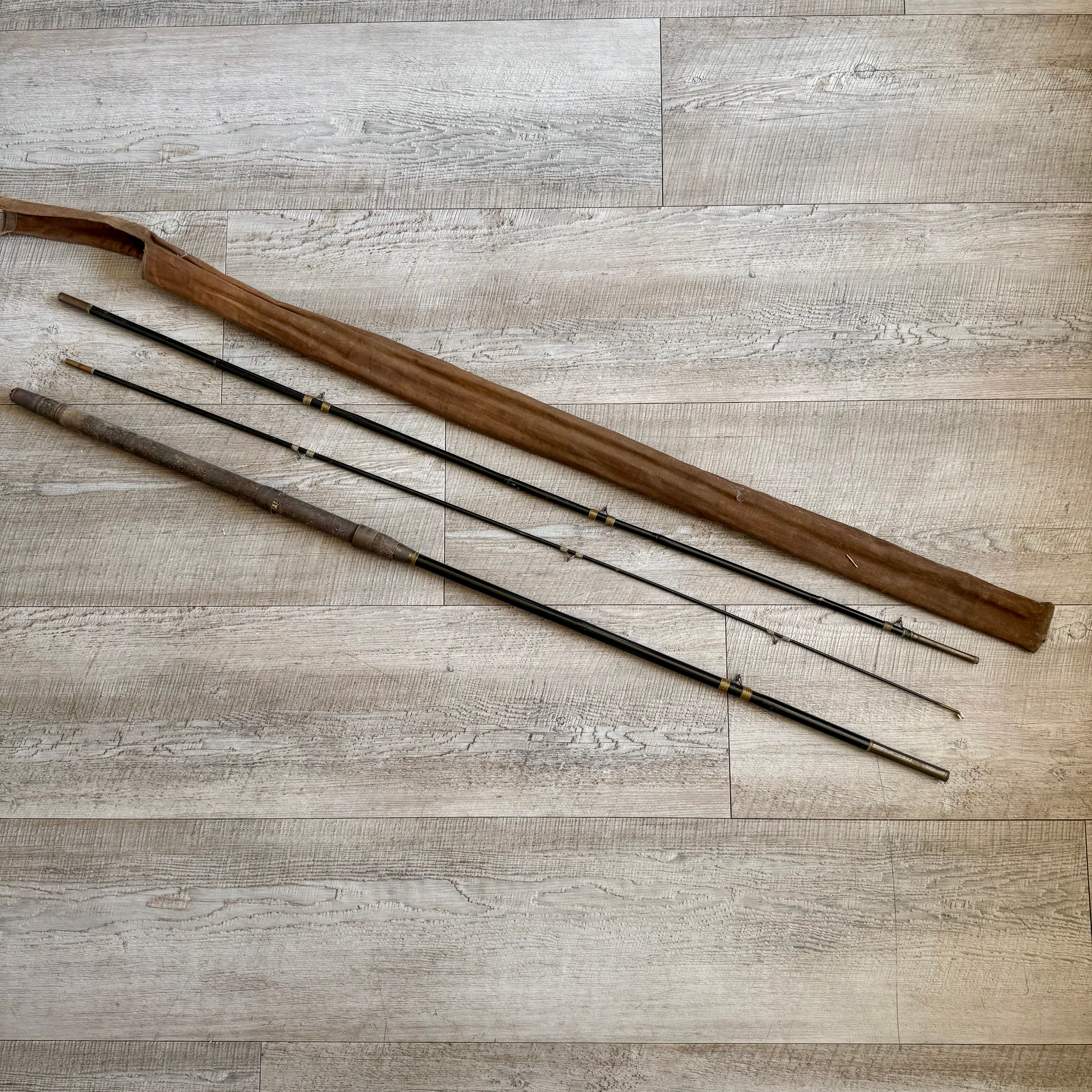 Vintage 3 piece bamboo fishing rod