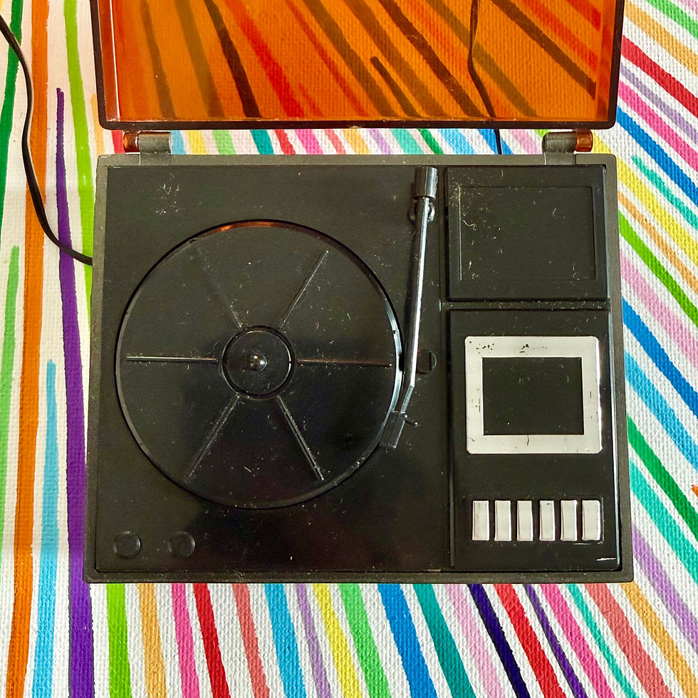 Thumbnail: Vintage miniature turntable novelty radio