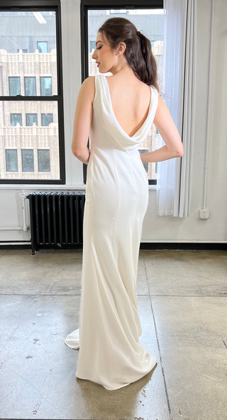 Anne Back 3