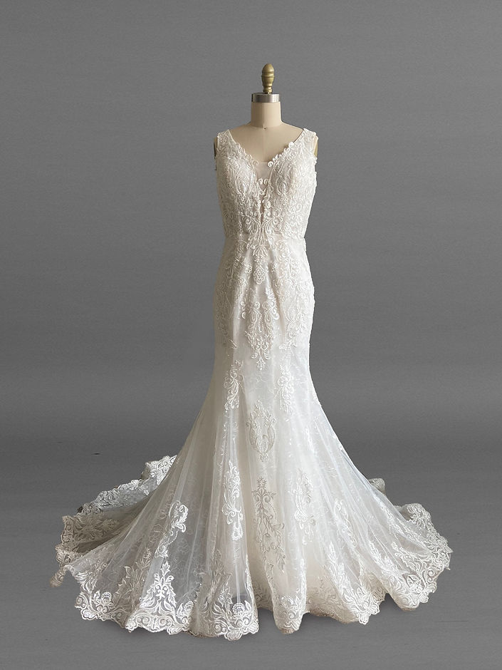 Antoinette Front