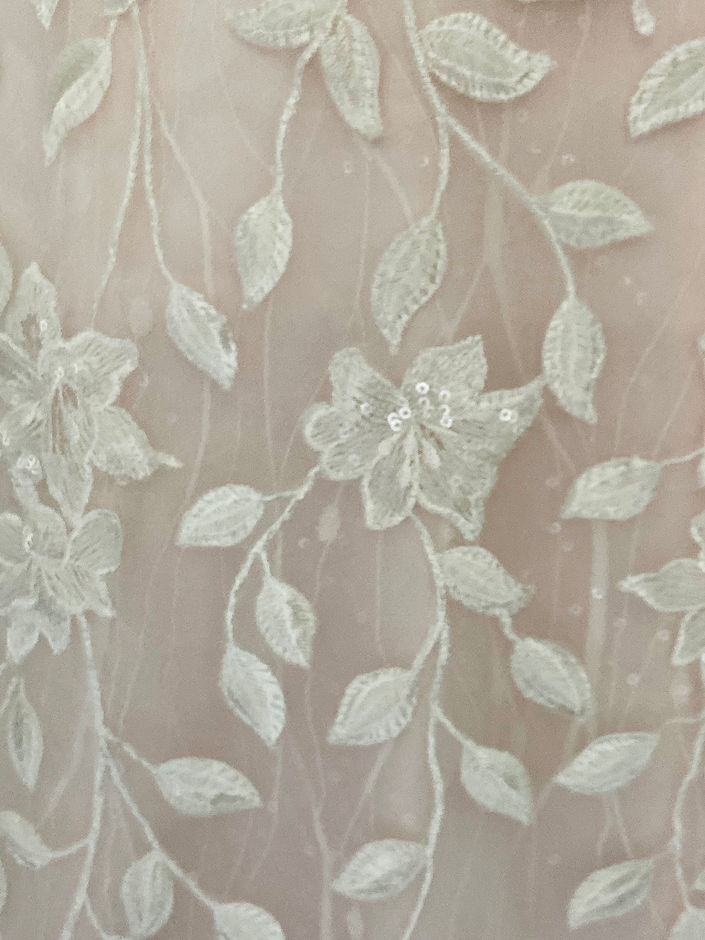 Erin Lace Detail